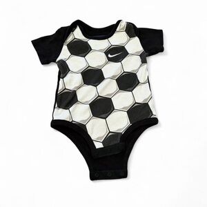 Nike Monochrome Hexagon Kids Bodysuit